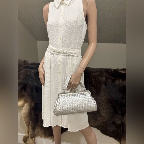 Silver Woven Leather Handmade Unique Bow Shaped Kisslock Baguette Bag/Crossbody - Picture 10 of 16